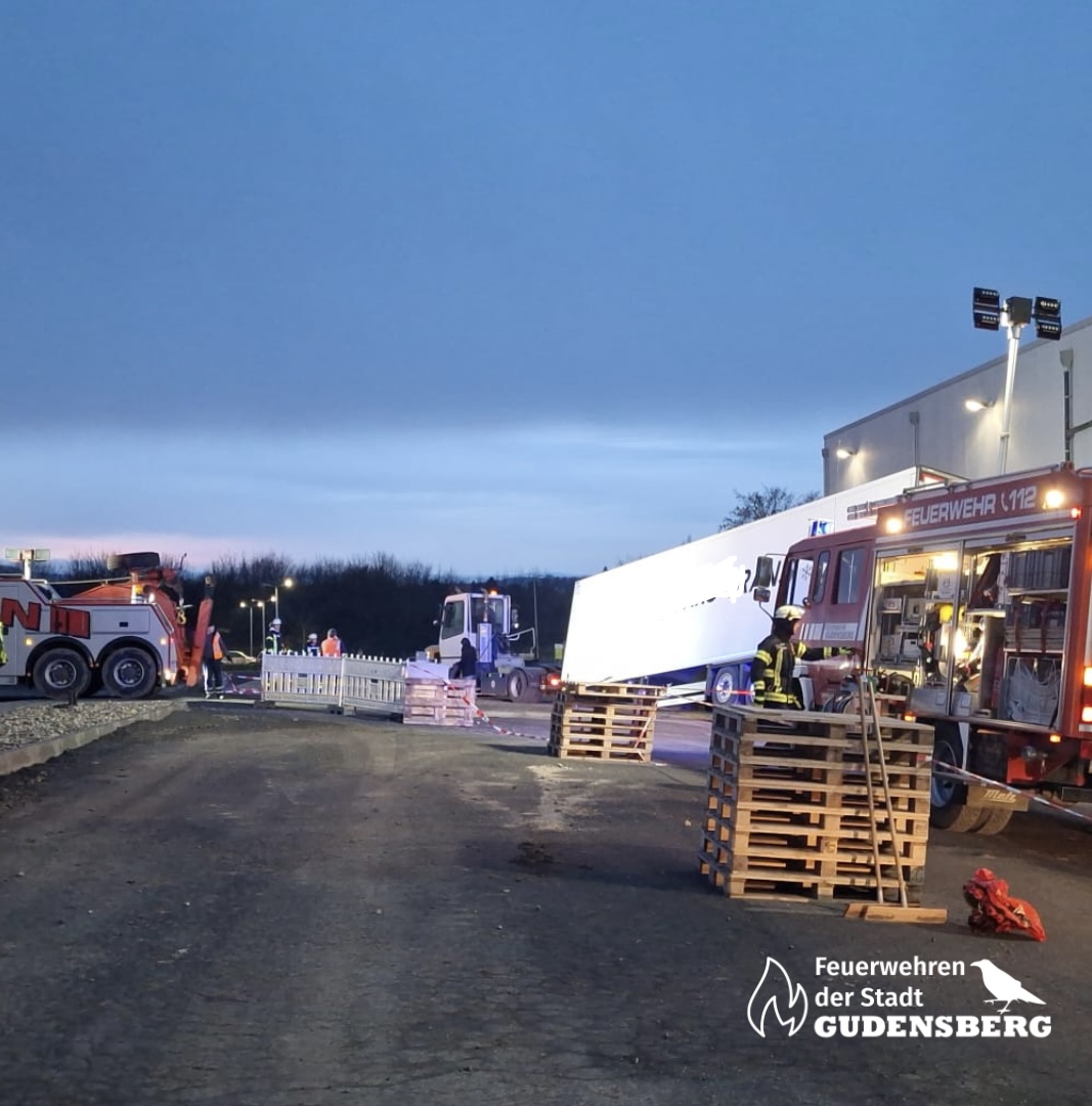 Kopie von Vorlage Logo weiß 2